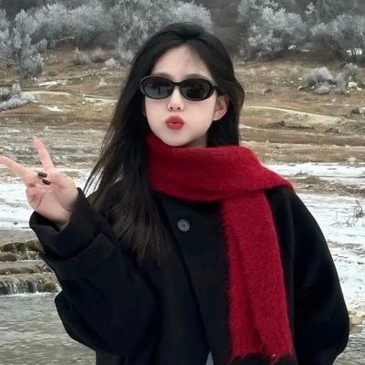 她赤脚走过荆棘地